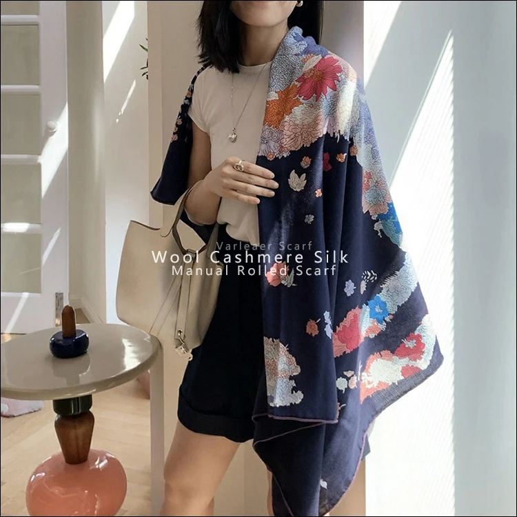 

Horse Print Blue Silk Wool Scarf Hem Roller Square Scarfs Luxury Branded Big Scarf For Women 140cm Scarfs Shawls Poncho Pashmina