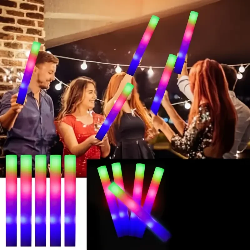 Bastoncini luminosi in schiuma LED da 58 pezzi Bomboniere sfuse per giocattoli di Natale, Forniture per feste che si illuminano al buio con 3 modalità di lampeggiamento colorato