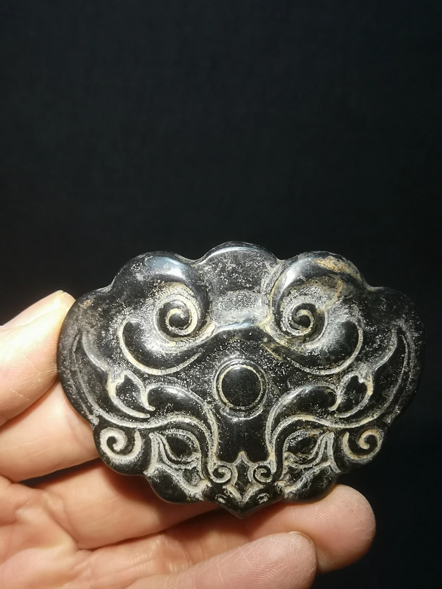 

Old Chinese Hongshan Culture Black Magnet Jade stone carving Butterfly Pendant