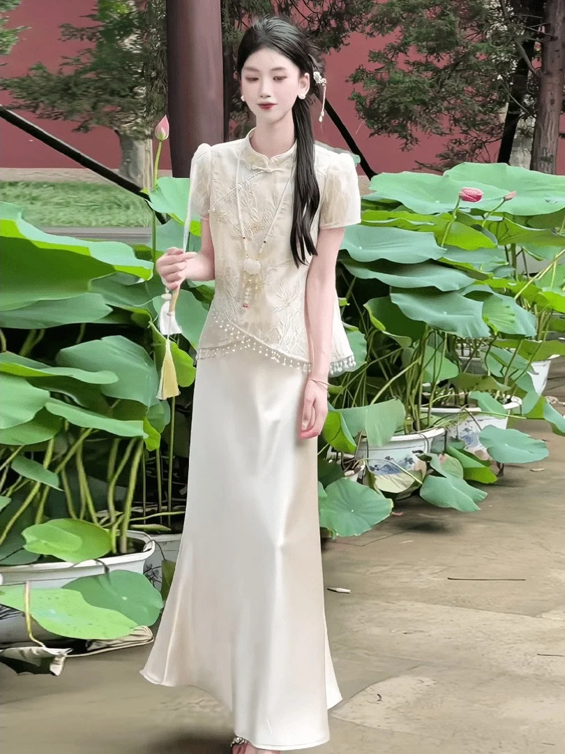 plus Size Women's New Chinese Style Heavy Embroidery Hollow out Top And Fish Tail Skirt Two Piece Set Autumn Fashion Ensemble