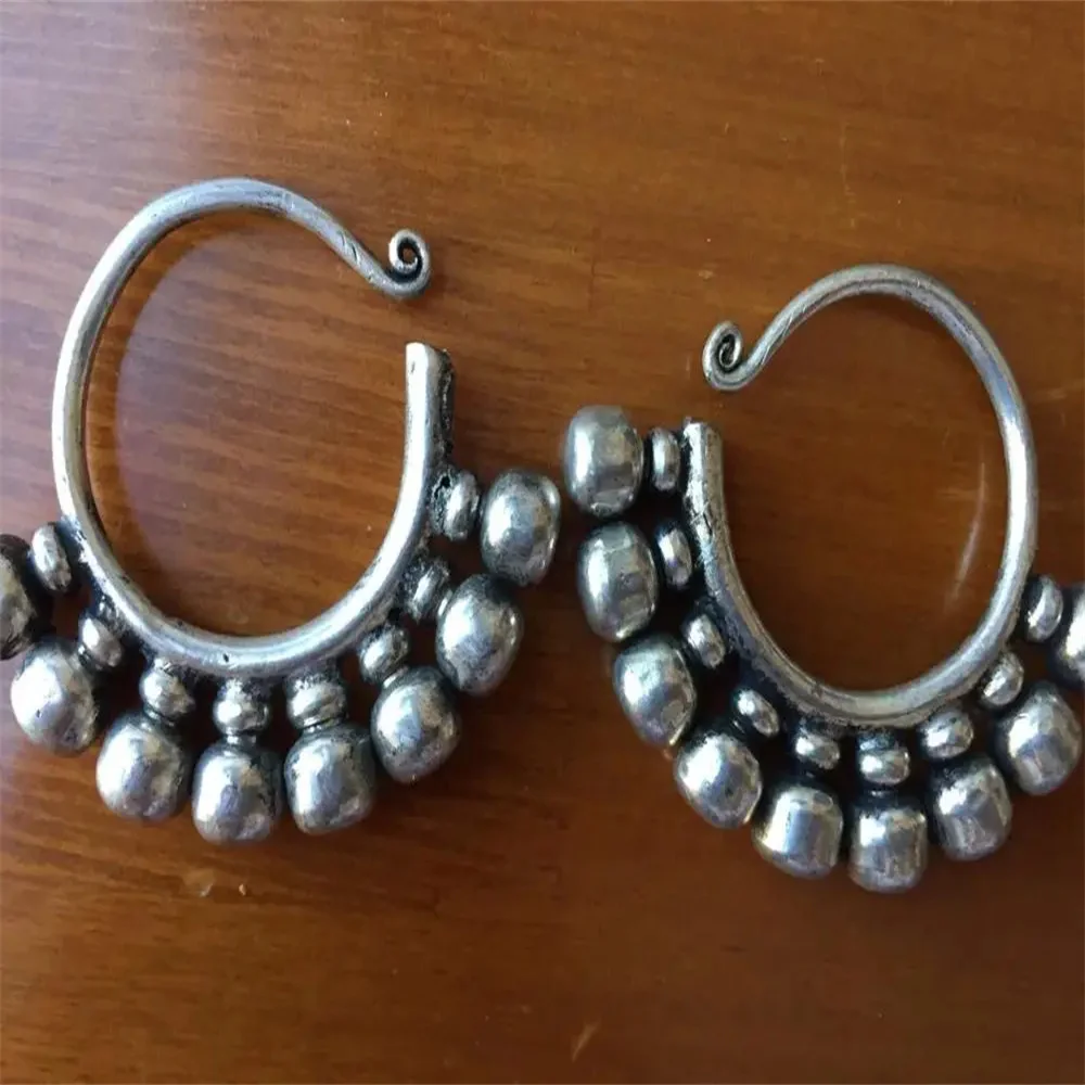 

Pretty rare Tibetan women jewelry Miao Silver Earring a pair A03