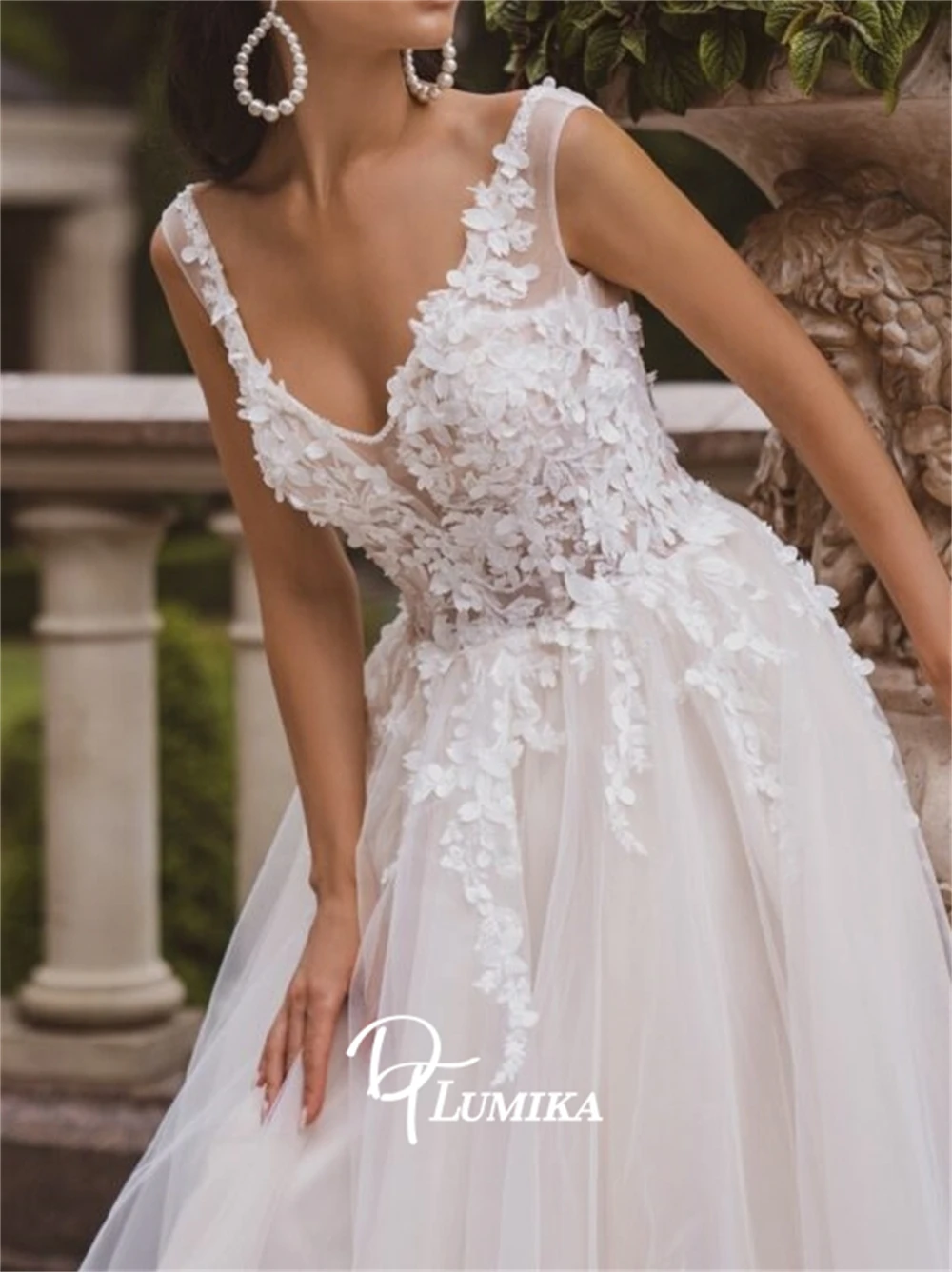 

DTLumika 3D Floral A Line Wedding Dress for Bride to Be 2026 Tank Sleeves Long Bridal Gown Tulle Skirt Customized Bridal Gown