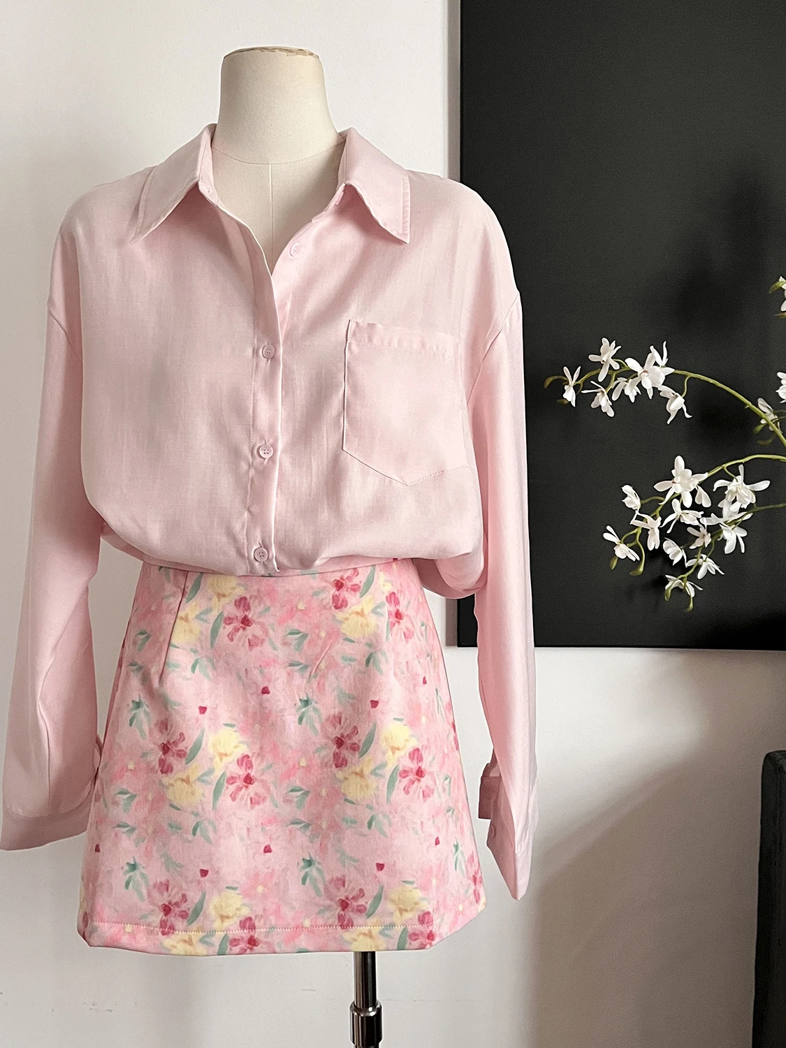 

Spring New Lazy Style Pink Sun Protection Shirt Coat Women's Thin Veil Cardigan Floral Half Skirt Two-Piece Set Casual Fashion