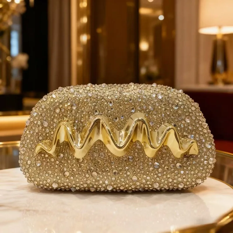 

Women's Luxury Diamond-Encrusted Crossbody Handbag Fashion Brand Banquet Bag with Acrylic Finger Buckle Wedding Gift