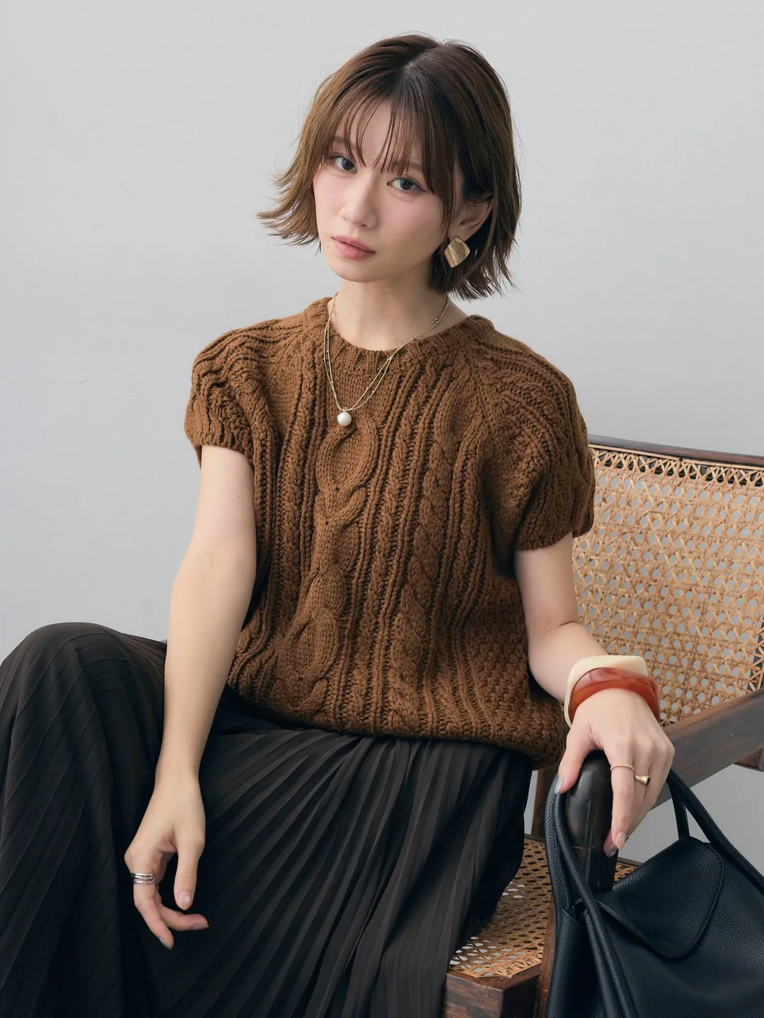 Retro Knitted Bubble Sleeve Sweater Women's Loose Slimming Short Style Autumn Winter New Arrival Casual Comfortable Fashion