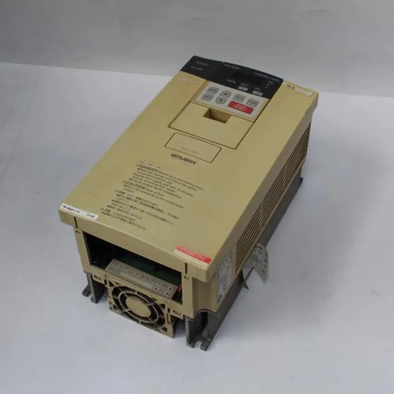 MD-AX520-3.5K-06 3.5KW 200-220V Inverter Used In Good Condition