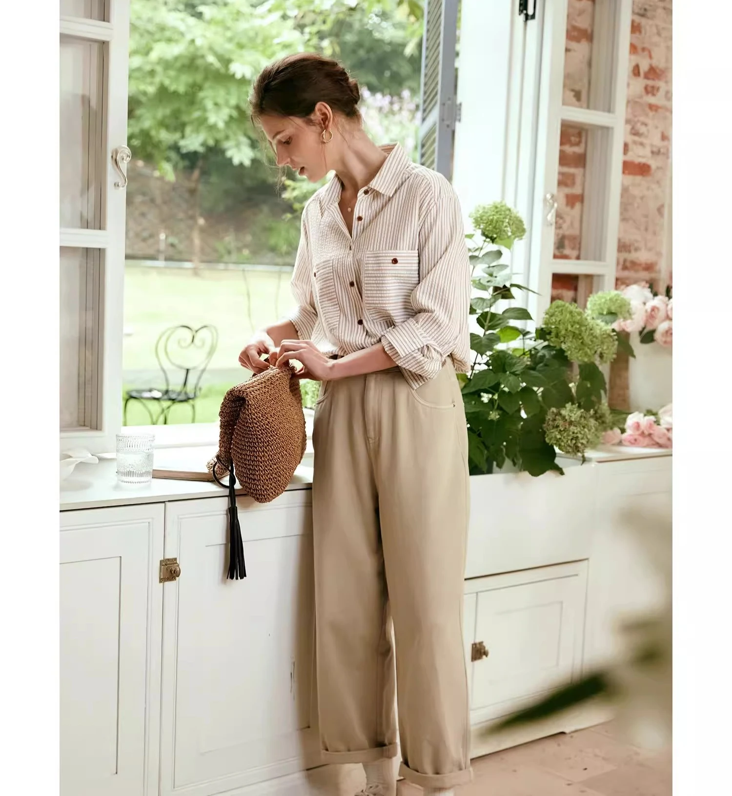 

OLrain French Women Striped Shirts Casual Loose Straight Blouses 2025 Autumn Turn-down Collar Long Sleeve Shirts 56QC93099