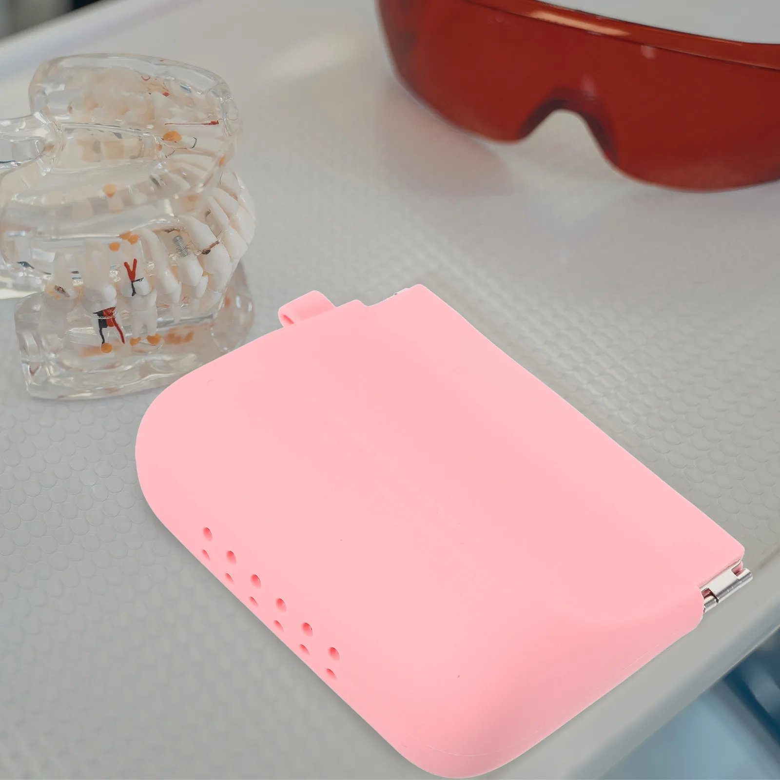 

Silicone Denture Box Large Capacity Storage Case Tight Seal Retainer Holder Travel Mouthguard Container Portable Cleaning