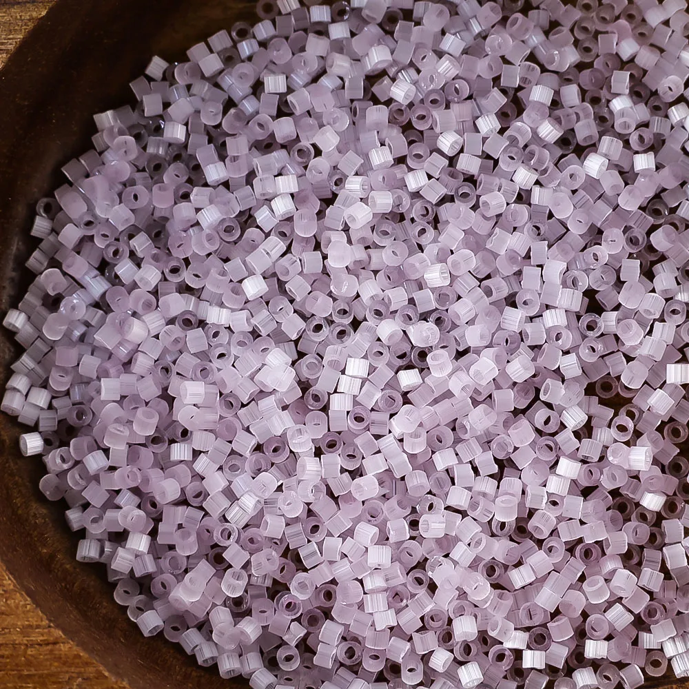 Aus Japan importierte Miyuki Delica Seidenfarbene Rocailles, Glasperlen, für die Schmuckherstellung, geeignet für verschiedene DIY-Bastelarbeiten. – Detail 11