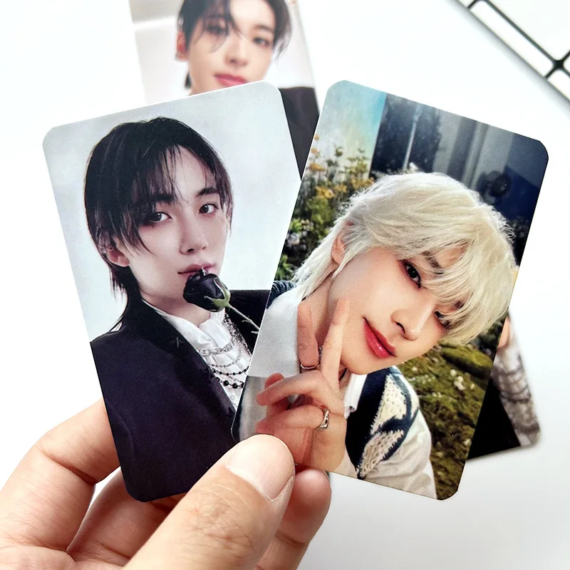 Tarjetas fotográficas de grupo de KPOP Boys, nuevo álbum, tarjeta LOMO de este hombre, tarjeta Personal para selfis, postal, regalo de colección