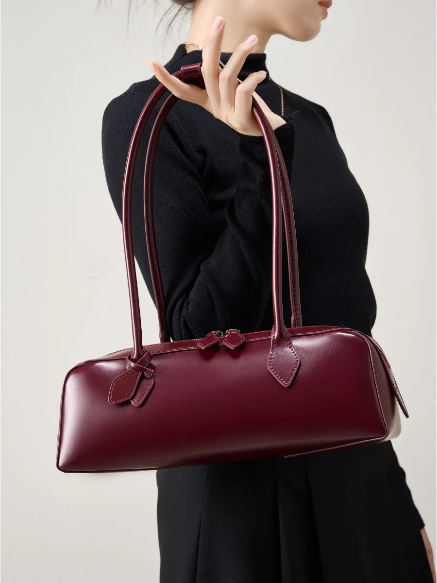 2025 New Genuine Leather Women's Shoulder Bag Large Capacity Cowhide luxury handbag Long strip Wine red baguette bag female