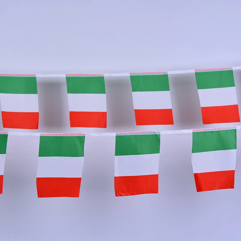 Banderines triangulares Italia – 20 unidades para fiesta temática - imagen 2