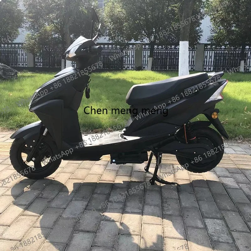 Mountain Snow Bike Lithium Battery Helps Men and Women with Variable Speed Commuting Lightweight Battery Electric Bike