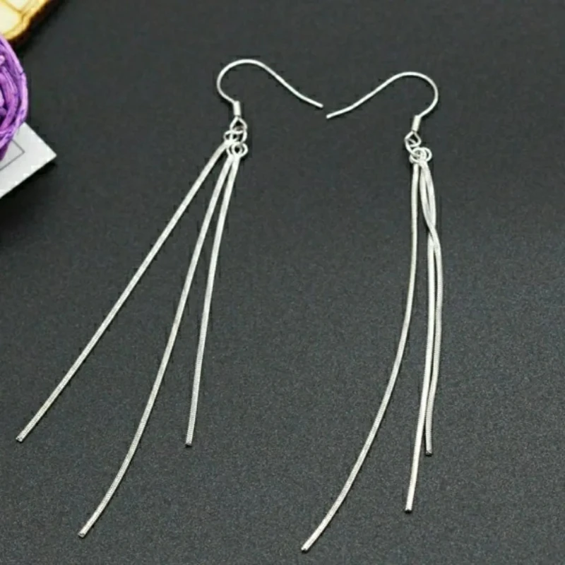 925 Sterling Silver Tassel Ear Hook Fashionable Simple Chain Pendant Design Ideal Gift for Girls Elegant Earrings for Women