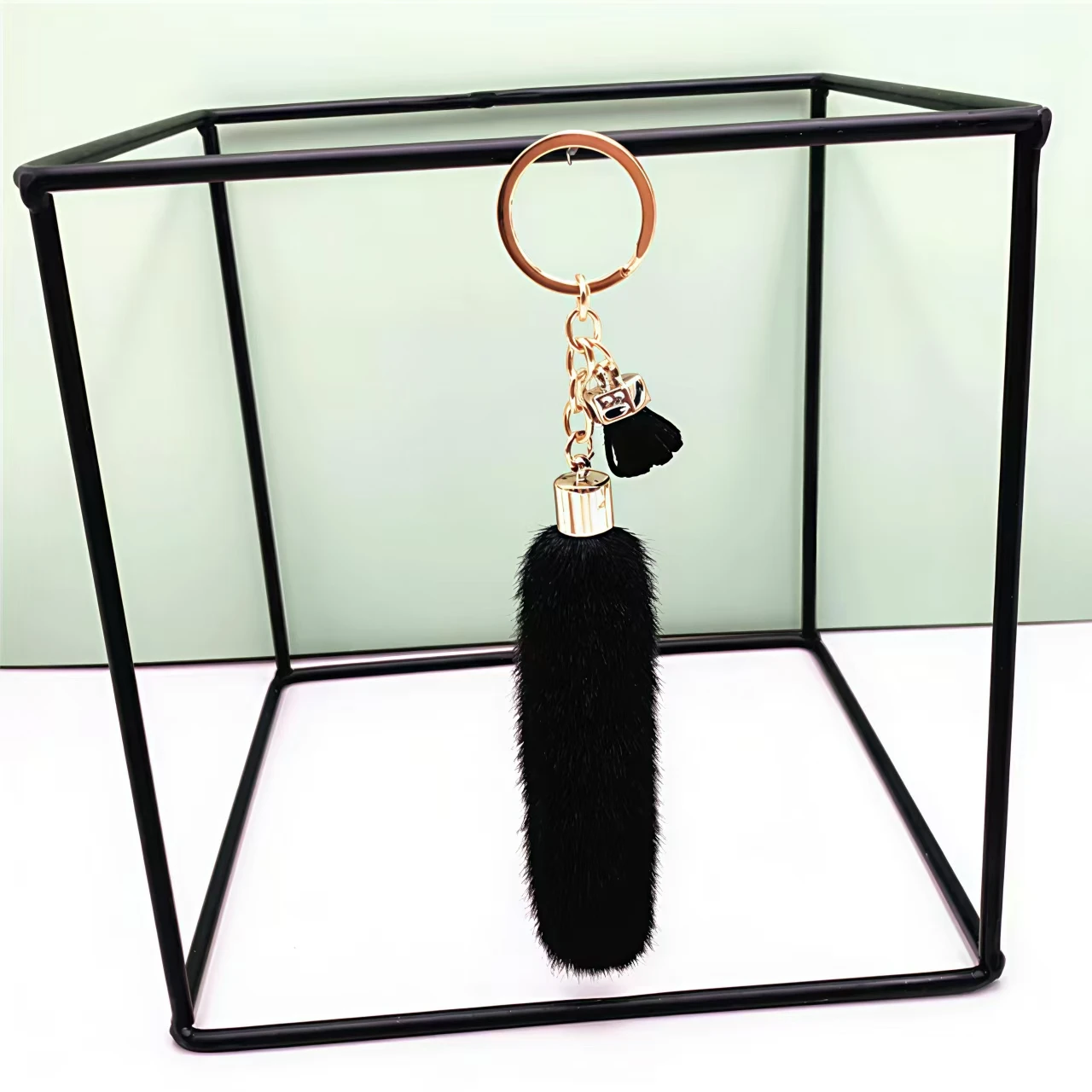 Fashion Fluffy Keychains Multicolour Long Hair Fur Tails Pendant Keychain Ladies Backpack Decoration Aaccessories Charm Jewelry