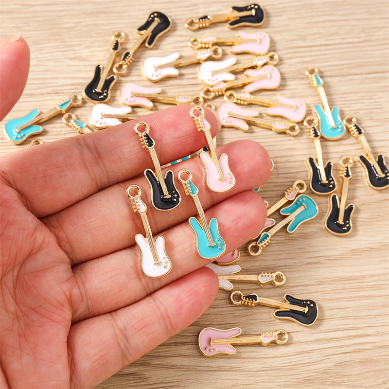 10 Stück 9 x 28 mm niedliche Emaille-Musik-Gitarren-Charms-Anhänger für die Herstellung von Tropfen-Ohrringen, Halsketten, Armbändern, DIY-Handwerk, Schmuckzubehör – Detail 3