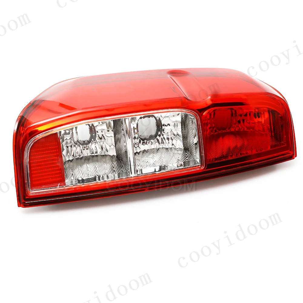 Car Rear Brake Light Rear Warning lamp Red Rear Tail Lamp Taillight For Nissan Navara D40 2005 2006 2007 2008 2009 2010-2015