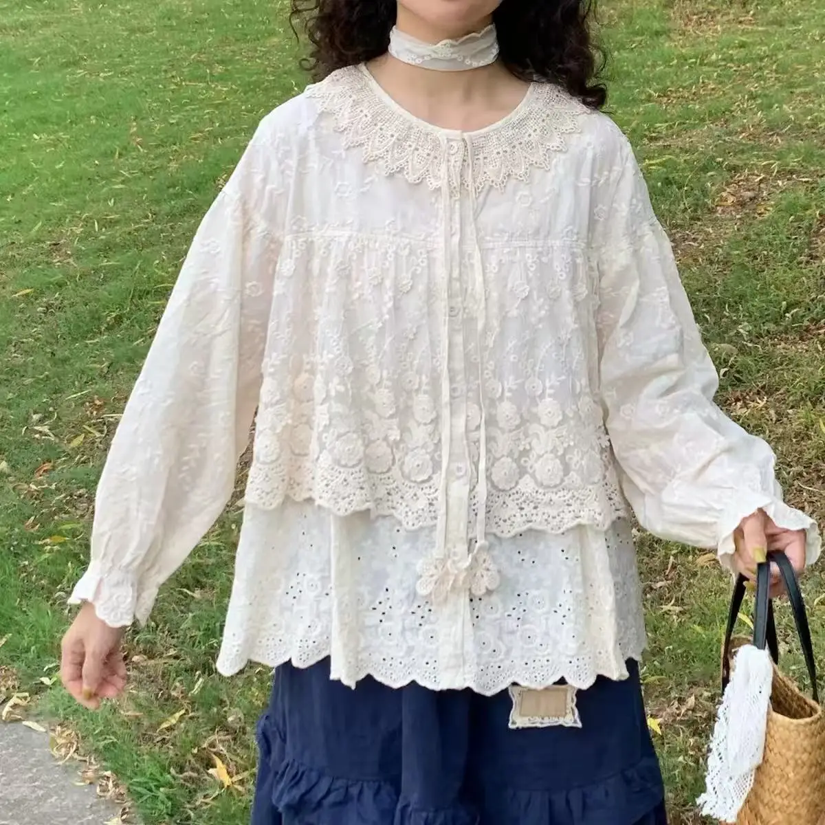 2027 Cottagecore Women Eyelet Embroidery Lace Shirt Vintage Scalloped Trim Cotton Blouse Mori Girl Loose Boho Tops