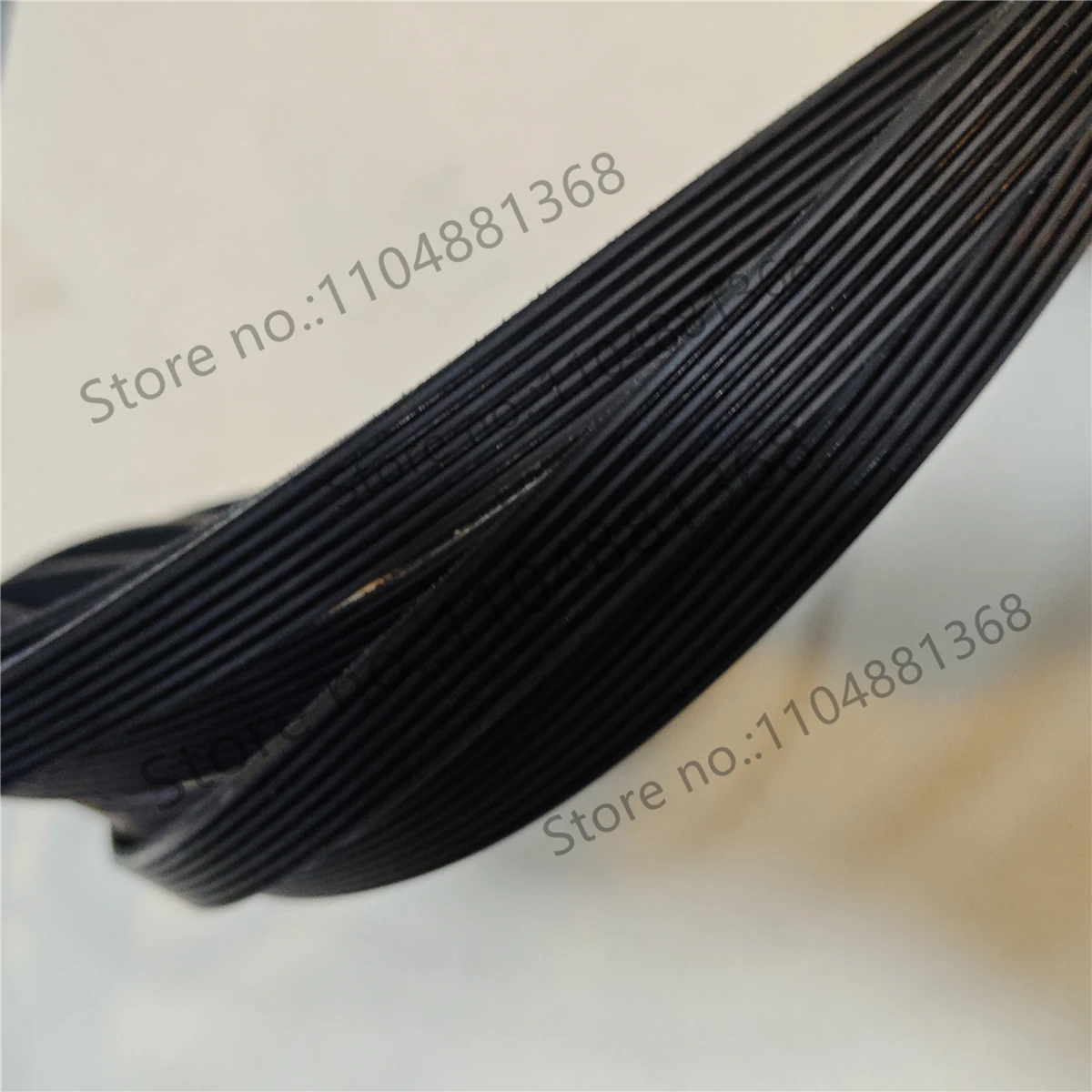 Rubber V-ribbed belt 12PK633