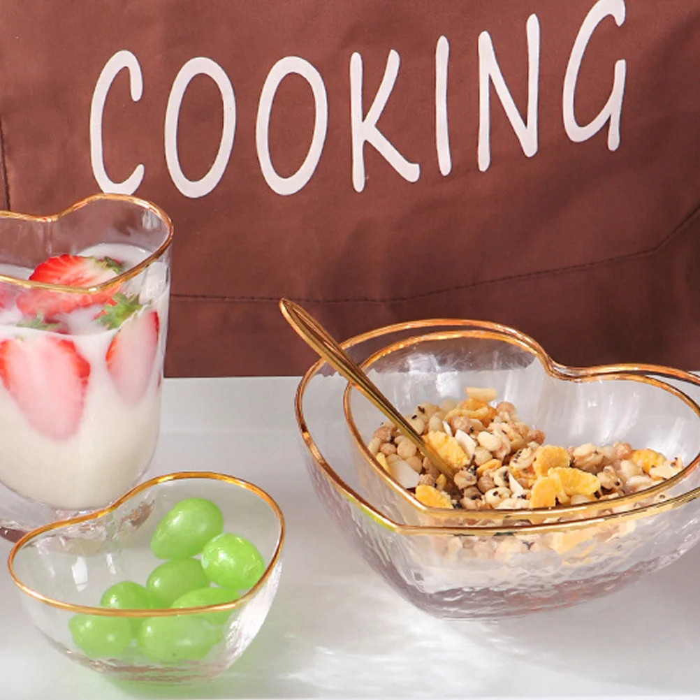 

2Pcs Exquisite Glass Heart Shaped Bowls Versatile Kitchen Utensil for Home Use Modern Design Pudding Jelly Dessert Container