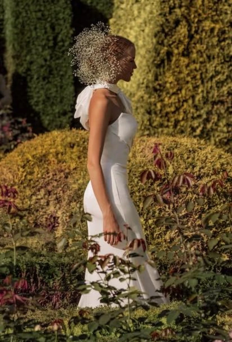 فستان حفلة موسيقية من الساتان بكتف واحد مع غمد زهرة ثلاثية الأبعاد بفتحة حورية البحر للحفلات المسائية فساتين حفلات طويلة أنيقة