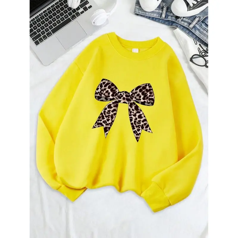 Suda con Estampado de Leopardo para Mujer, Cuello Redondo, Detalle de Lazo en la Capucha, Estilo Cleanfit, Ropa de Abrigo...