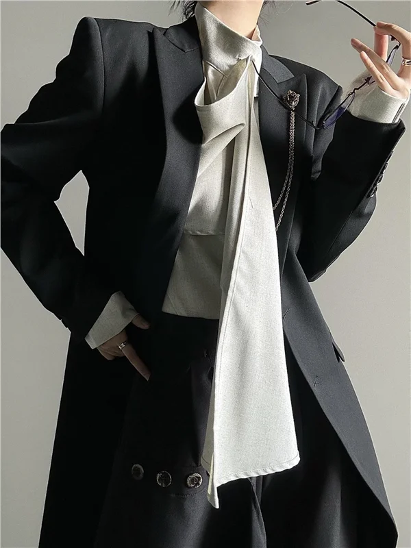 Retro Dark Style Casual Long Coat Men's Women's Minimalist Unisex Windbreaker Polyester Fiber Straight Hemline Button Decoration