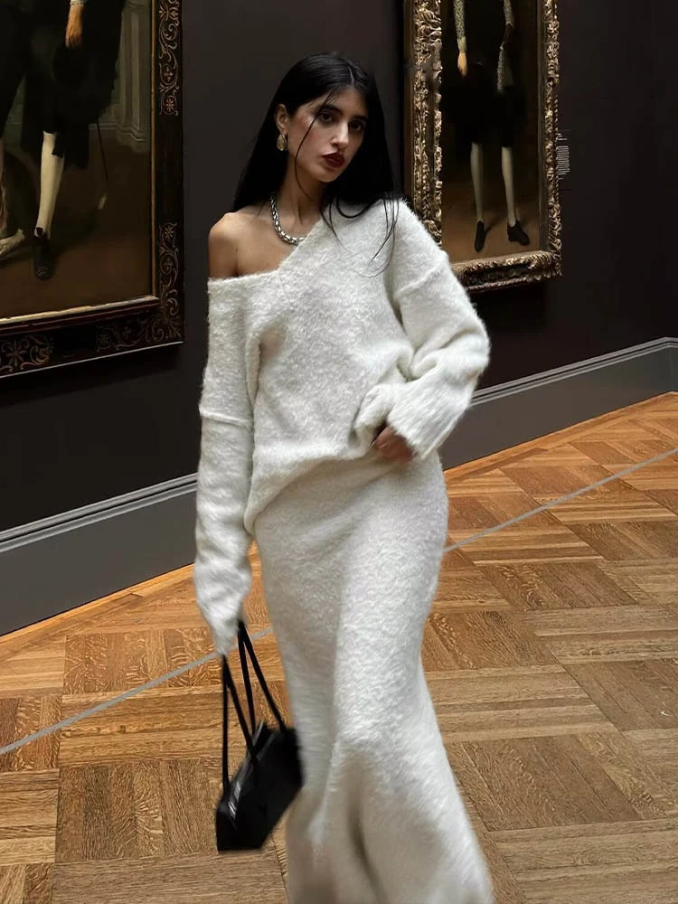 

HH Women New Fashion Long Sleeves V-Neck Solid Knitted Pullover Top+Elegant Chic Elastic Waist Loose Skirt Set Mujer