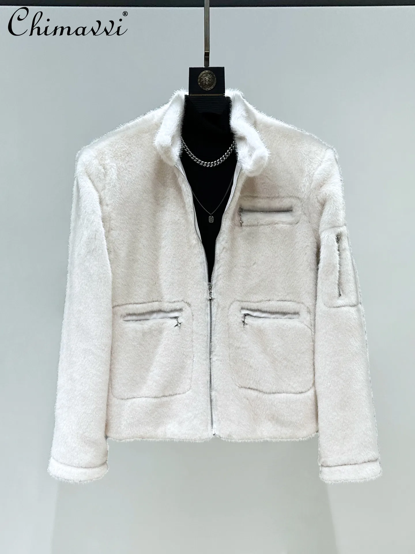 

Модная мужская короткая куртка с воротником-стойкой, длинными рукавами и молнией, из плюша, для зимы: стильная, теплая, из искусственного меха