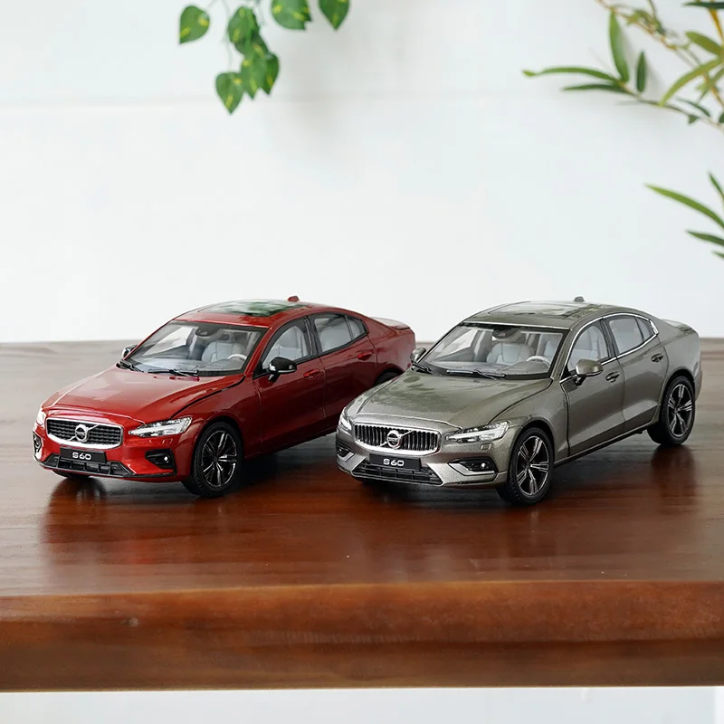 

1:18 Original Model,Volvo S60,S60L,Alloy Car Model for Display,Gift and Collections