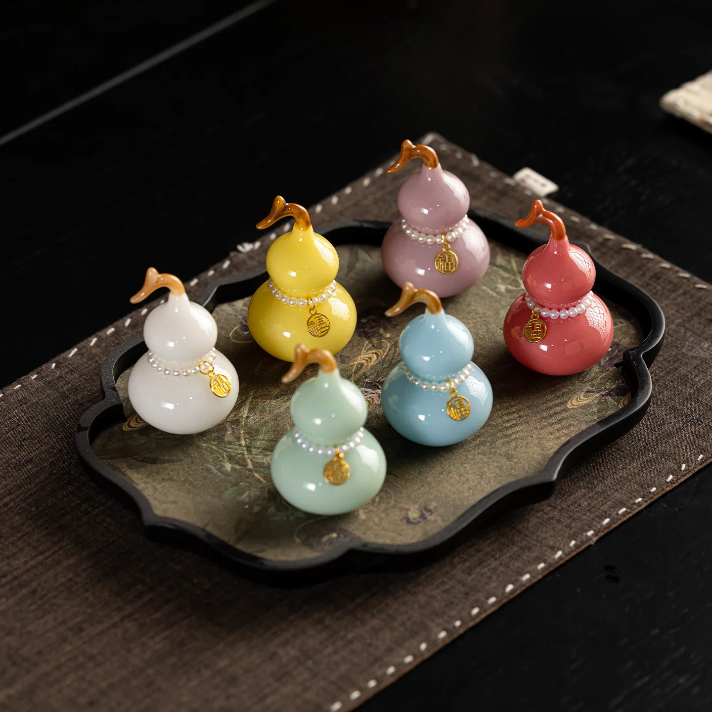 Ceramic Gourd Ornament Mini Hulu Figurine Lucky Fu Decor Car Dashboard Desktop Decoration Chinese Style Blessing Craft Gift