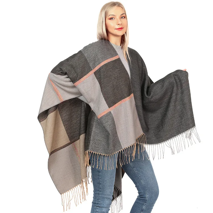 Autumn Winter Tassel Plaid Knitted Cloak Travel Knitting Imitation Cashmere  Poncho Lady Capes Black Cloaks