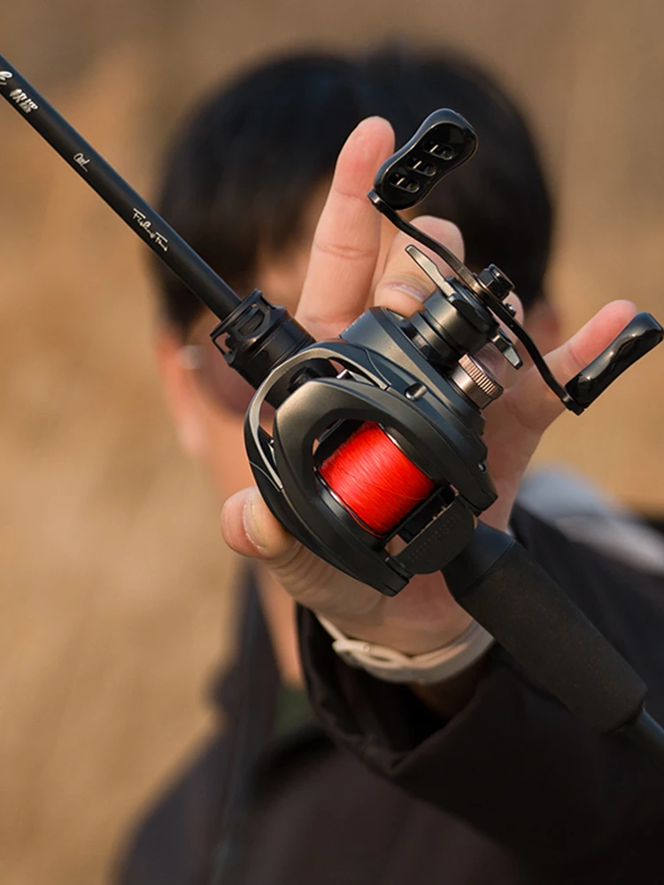FISHINFANS C1Dc Baitcasting Angelrolle für Weitwürfe, Max. Bremskraft 5kg, Kohlenstoff-Scheiben, Messinggetriebe, 7.0:1, 5+1B DC Angelrolle