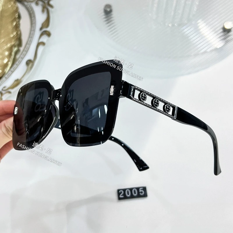 

​​2025 Hollow Temple Polarized Sunglasses, UV400 Luxury Lightweight Driving Glasses Retro Fashion Anti-Glare Unisex​​