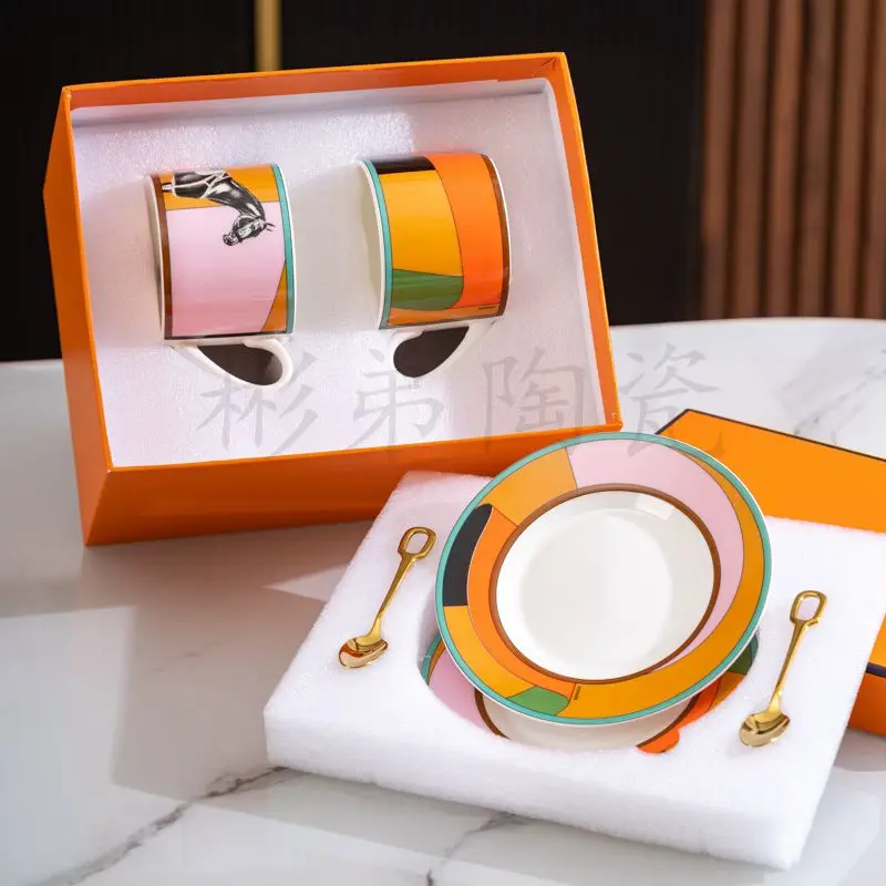 

Итальянская чашка для красоты эспрессо Ван Гог, набор кружек, чайные стаканы, чашки для турецкого кофе с блюдцем, кемпинг, костяной фарфор и под мисония