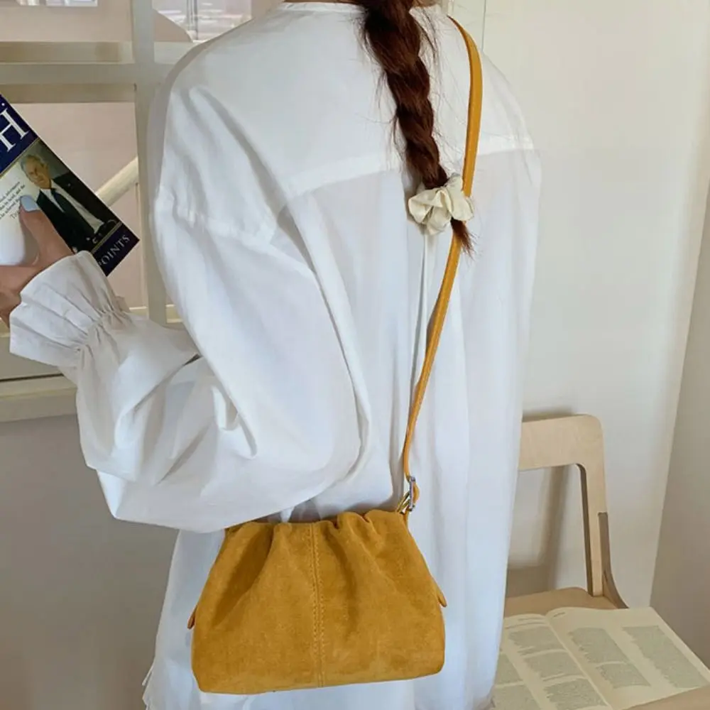 

Shoulder Bag Suede Pleated Cloud Bag Large Capacity Handbag Slouchy Hobo Bags Korean Style Candy Color Solid Color Tote Bag