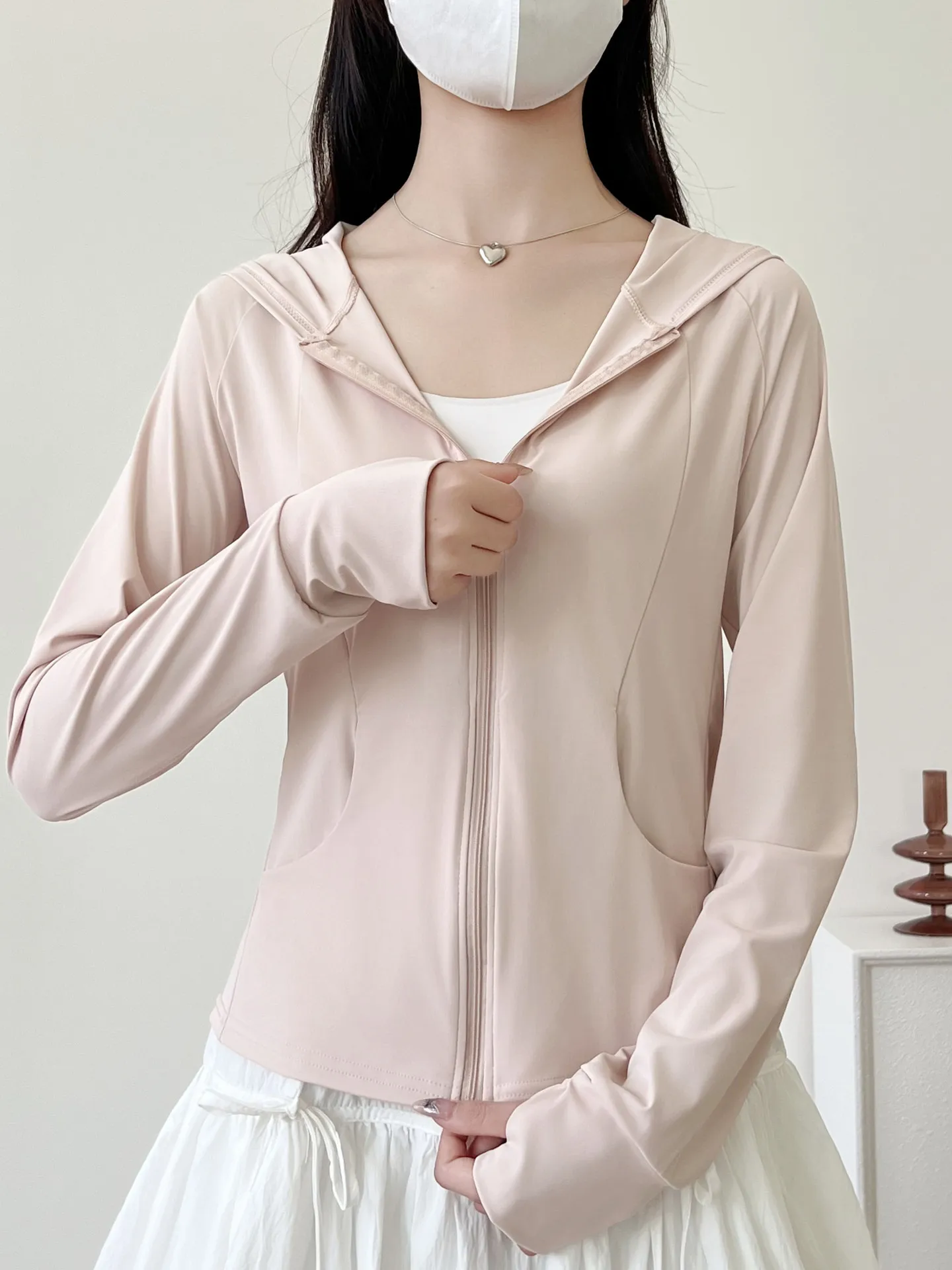 Beach top women 2026 summer ice silk sun-protective new protection sun protection light skin women's clothing