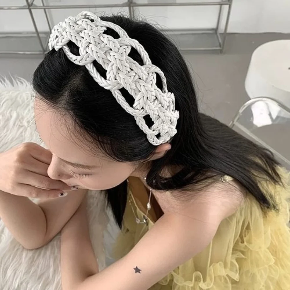 

Wide Side PU Leather Weave Hairband Headwear Geometric Braid Headband Solid Color Hollowed Out Weave Style Hair Hoop Women