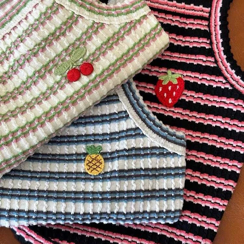 

Small and Medium Dogs Fruit Sling Summer Fashionable Dog Clothes Teddy Pineapple Embroidery Vest Bichon Frise Sleeveless T-Shirt