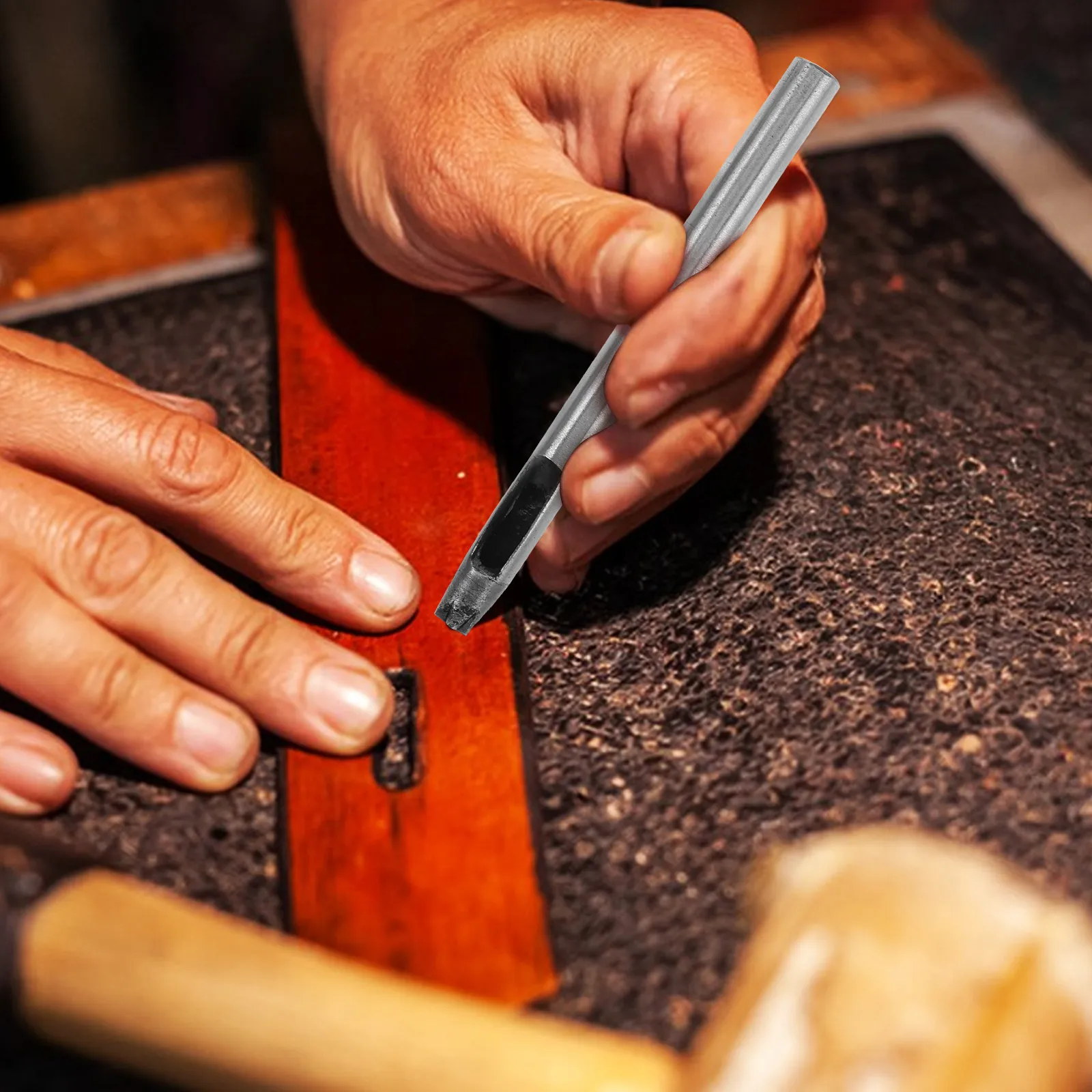 

4Pcs Hole Puncher Tool Set Star Shape Steel Belt Punching Tool for DIY Crafts Belts Fabric Steel Hole Cutter