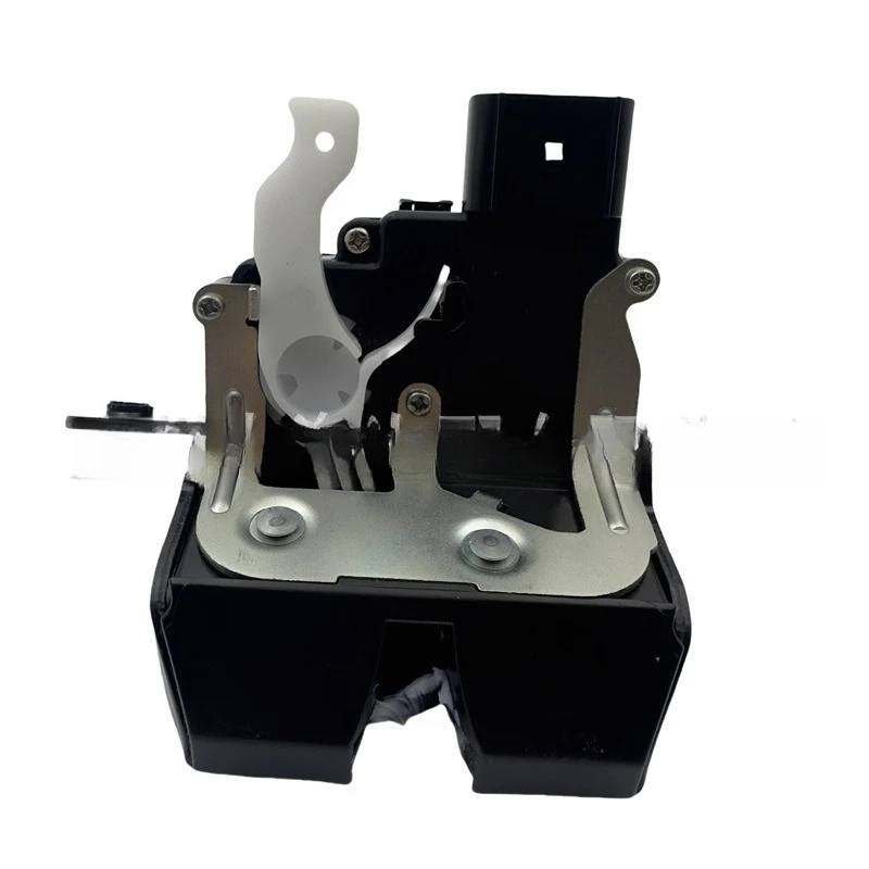 Automotive Parts Door Lock Machine Locking Device 81230-P2000 81230P2000