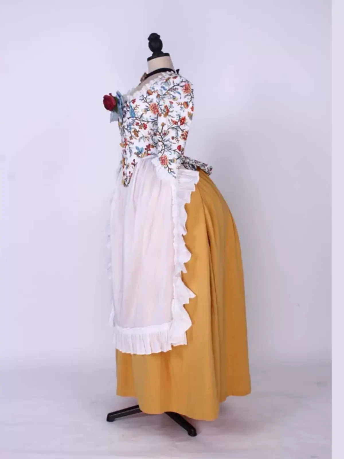 Medieval Victorian Court Noble Dress Colonial Maid Dress Uniform Suit Princess Floral Evening Gown Halloween Christmas Costume