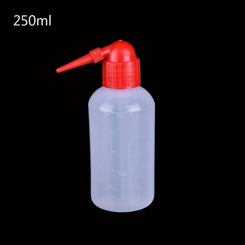 250/500ml Plastic Squeeze Wash Bottle Curved Tip Leak Proof Refillable Bottle For Tattoo Cleansing, Lab Work & Gardening Use