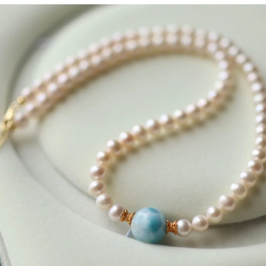 Elegant Freshwater Pearl Sea Pattern Stone Necklace Luxury Simple White Pearl Chain Choker Necklace For Girls Gifts