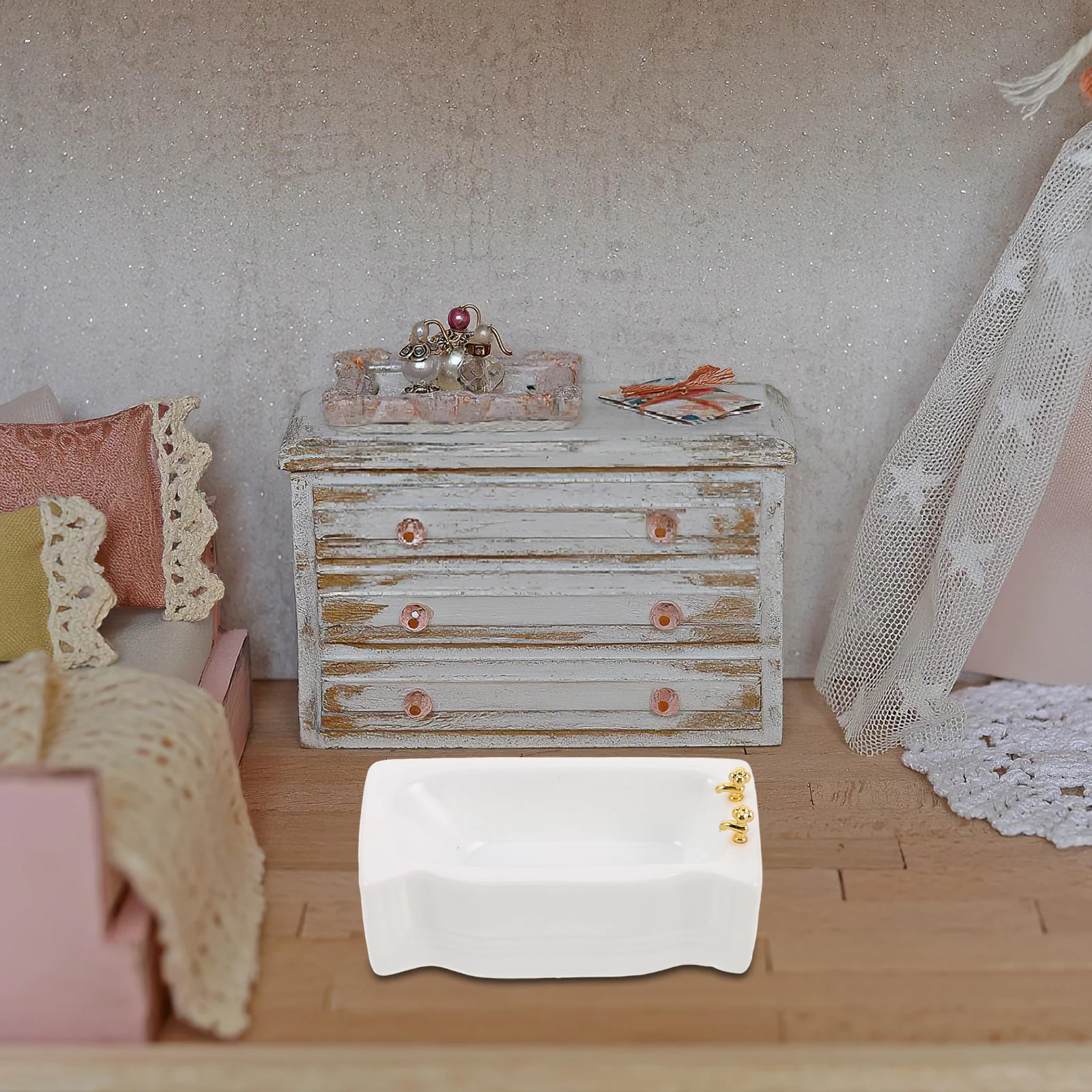 Dekoracyjna figurka do wanny, mini dekoracja do domku dla lalek, ceramiczna biała kwadratowa ozdoba łazienkowa
