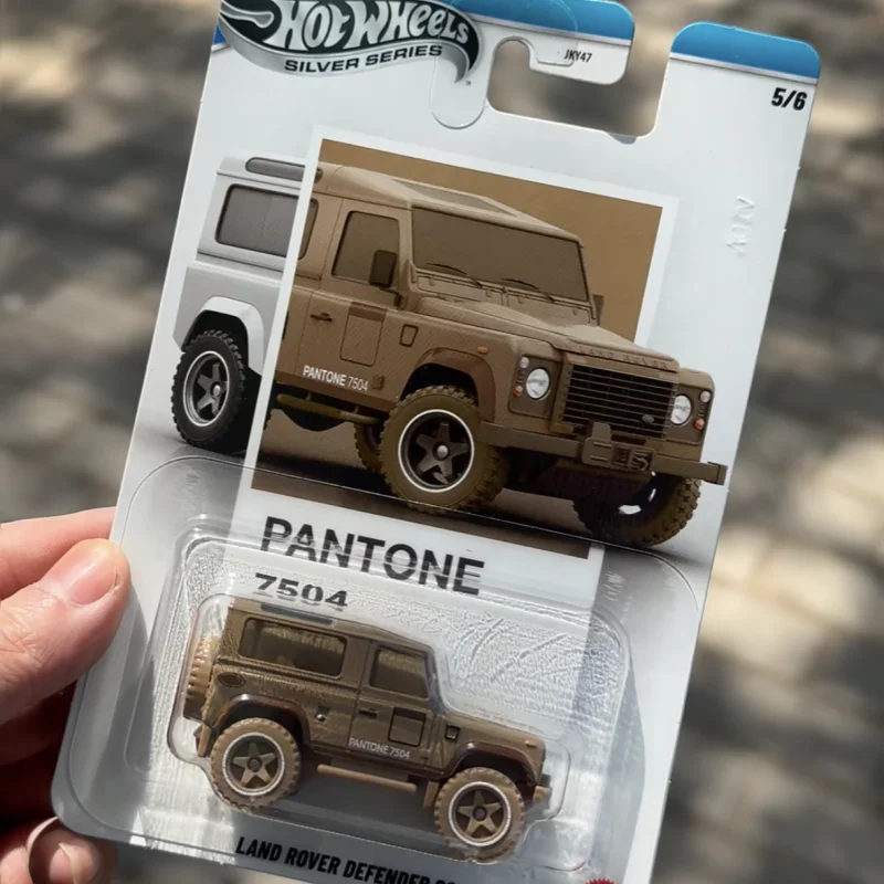 

64 Alloy Off-Road Car Collectible Model Toy Diecast Vehicle for Kids And Car Lovers