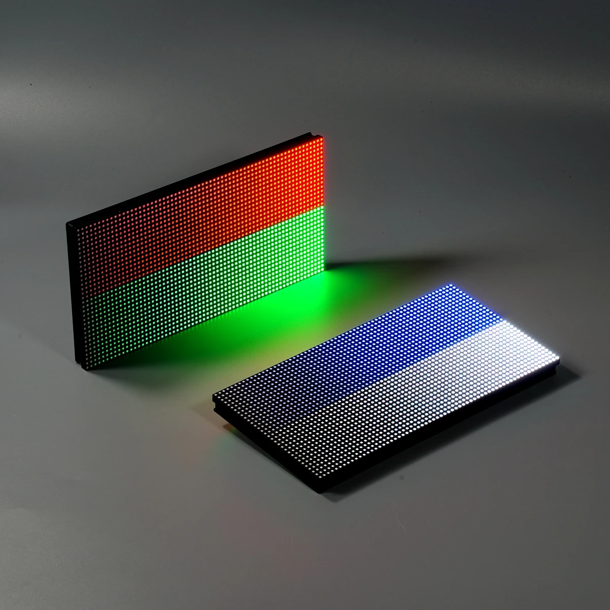 P5 في الهواء الطلق مصلحة الارصاد الجوية كامل اللون Led وحدة عرض 64x32 بكسل تنافسية 320 مللي متر x 160 مللي متر وحدات للإعلان