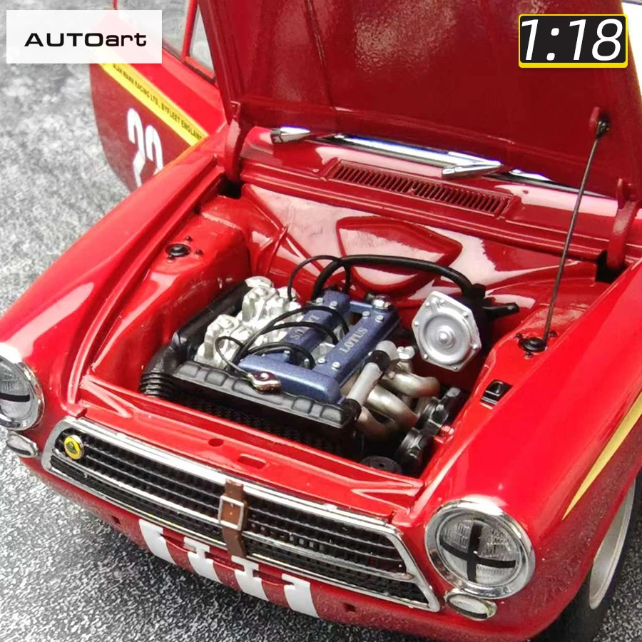 AUTOART 1/18 LOTUS CORTINA MK I CLASS WINNER OF 1964 BUDAPEST NAGYDJ ETC Car model A metal model of a classic car