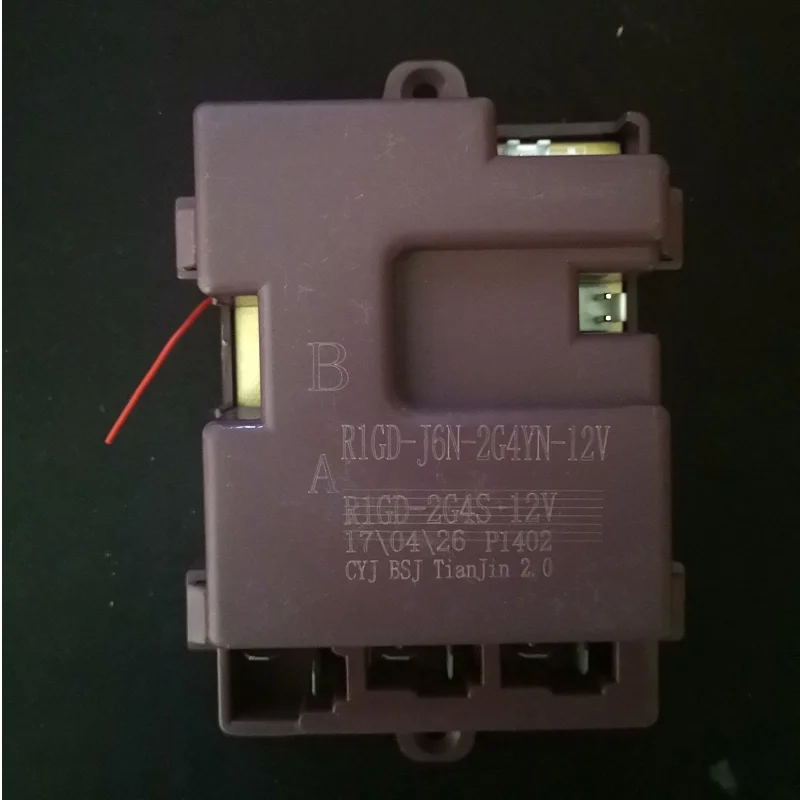 Accessori elettrici 2.4G del giocattolo del veicolo elettrico del regolatore del bambino del ricevitore dell'automobile dei bambini di Wellye HY-RX-2G4-12V-AD