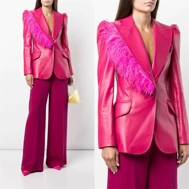 Chaqueta de cuero + Blazer de plumas para mujer, traje informal de moda rosa roja, un botón, vestido Formal de noche para graduación, hecho a medida, 1 pieza